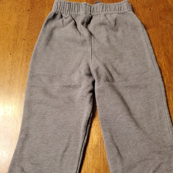 24 Month - Mixed Brand Bodysuits  and Pants - 24 B - Picture 5 of 7